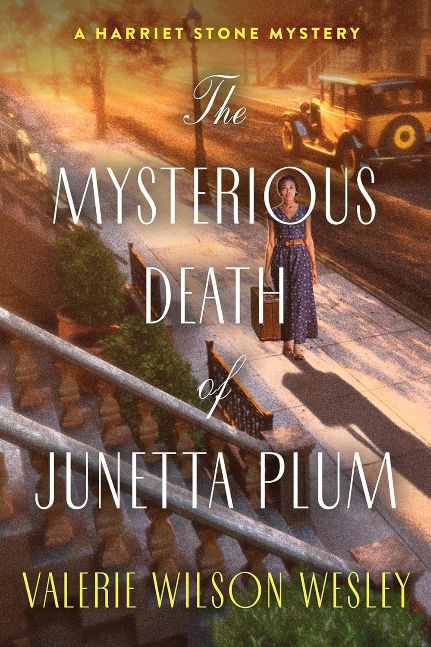 The Mysterious Death of Junetta Plum (A Harriet Stone Mystery)
